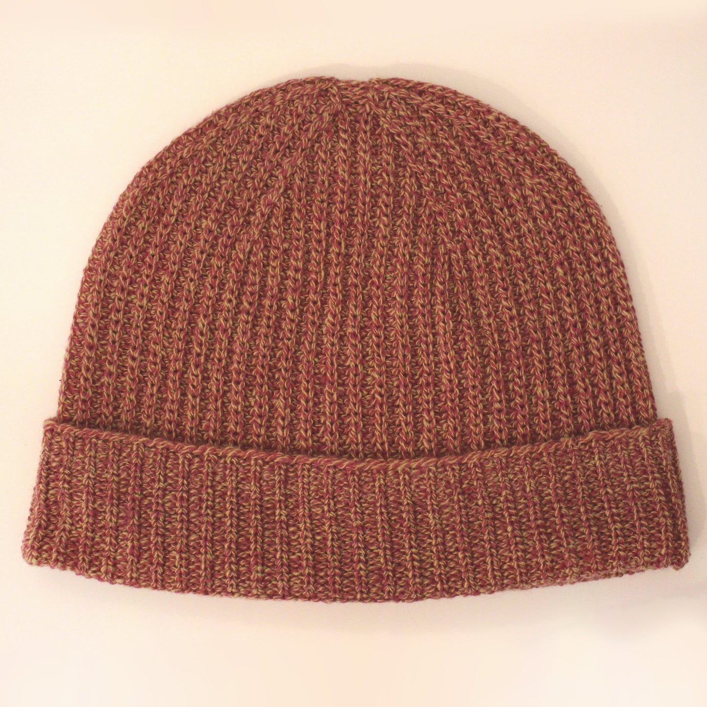 SEAMLESS CASHMERE BEANIE